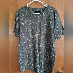 Green "bleached" effect t-shirt